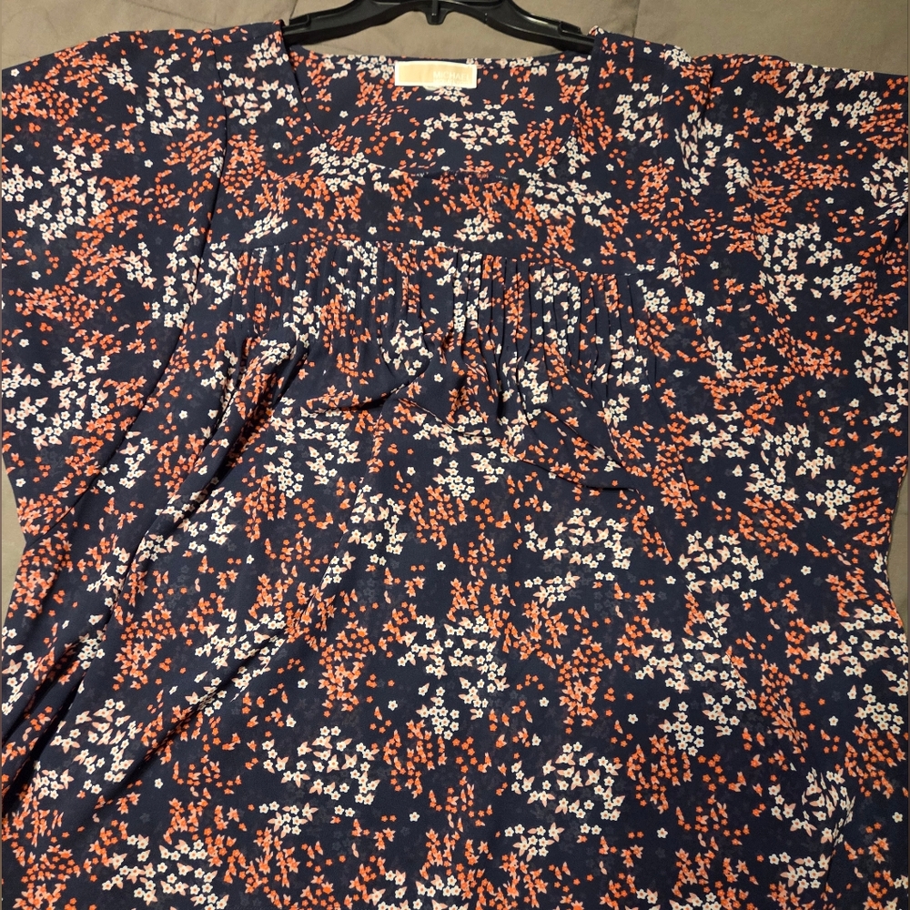 🔥💯BOGO-Michael Kors Black and Pink Pleated Short Sleeve Blouse
